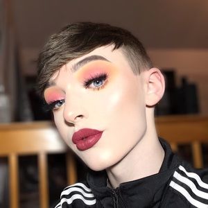 Meet your Posher, Thomas